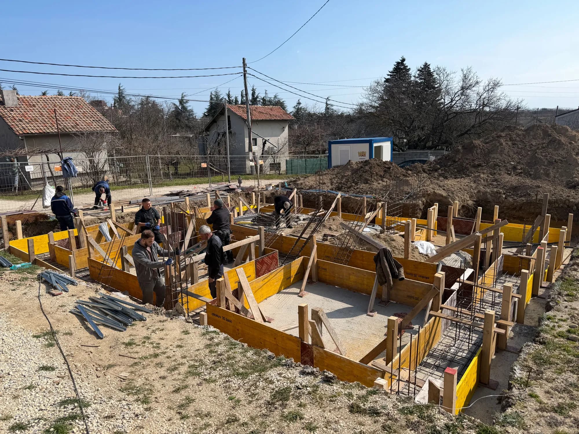 Къща Ален мак, снимка 2